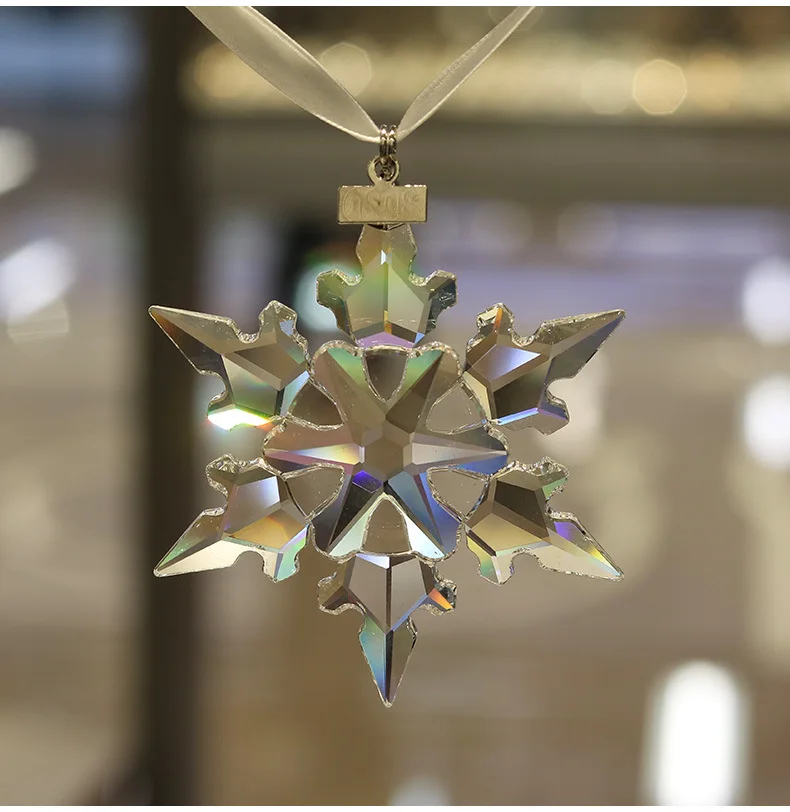 2020 Crystal Snowflake Car Pendant Glass Snowflakes Decor Suspension Ornaments Sun Catcher Shining Star Hanging Trim Xmas Gifts