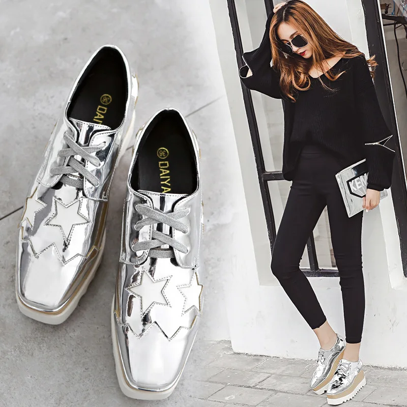 CEVABULE обувь с квадратными звездами на платформе танкетке лакированная кожа