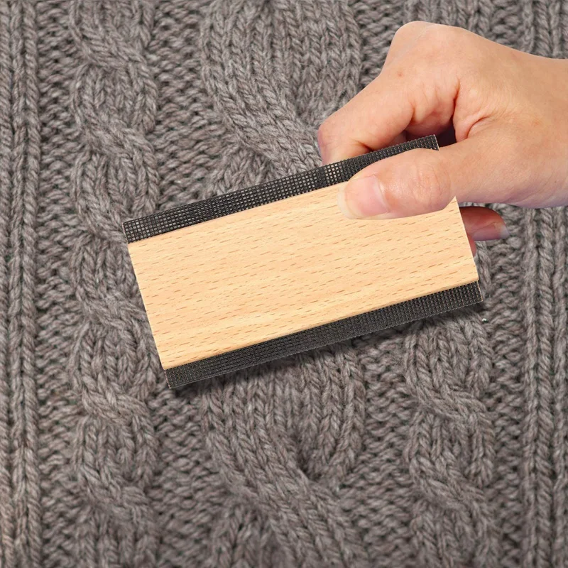 Sweater Comb Wool Comb Cashmere Comb Removes Hair Balls and Hair, Scarves, Wool Coats and Trouser Legs From Hair, 4