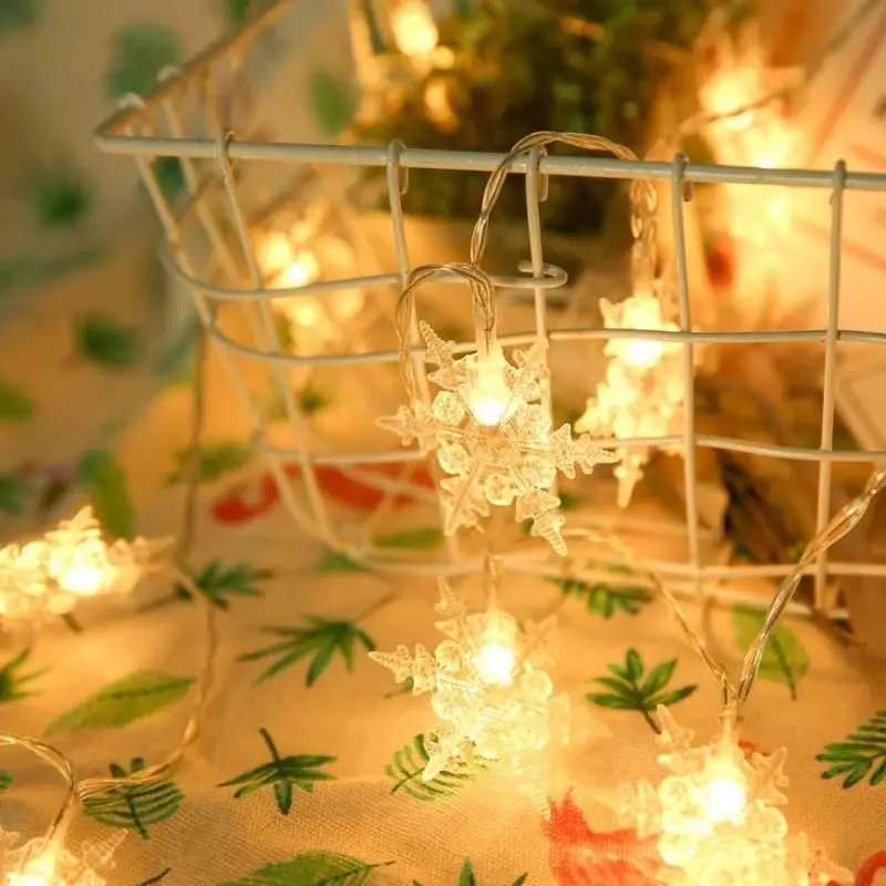 Battery Snowflake LED Light String Energy Saving Environmental Protection for Wedding Valentine Indoor Festival Decor