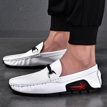 

2020 new Peas shoes men's leather soft bottom summer Korean version of the trend embroidery breathable lazy shoes soft leather c