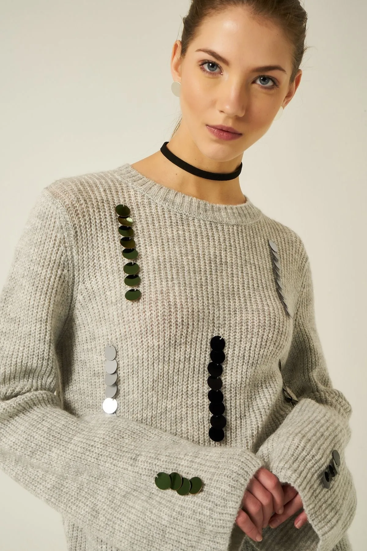 

Hand Handwork Sequins Embroidered Bike Collar Sweater
