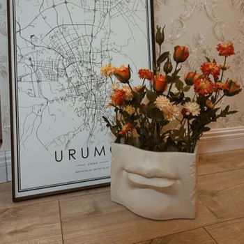 

Nordic Modern Simple Plain Embryo Vase Decoration Living Room Creative Ceramic Facial Features Vase Home Decor Artware A1849