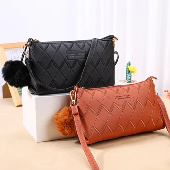 

Women PU Leather Shoulder Bags Girls Cute plush Ornaments Crossbody Bags Classic Elegant Crossbody Shoulder Bags For Women 2020