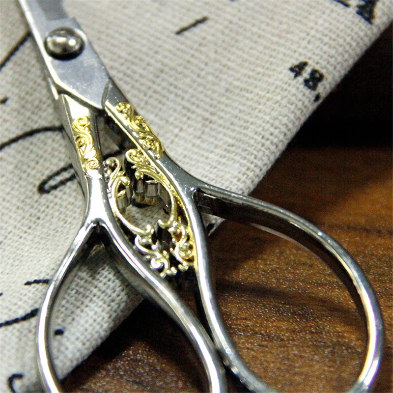 Wholesale Stainless Steel Antique Small Scissors Exquisite Craft Scissors Sewing Supplies and Accessories Cross Stitch Scissors