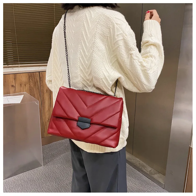 Chain Design Pu Leather Crossbody Bags for Women 2021 Trend Embroidery Thread Shoulder Bag Female Branded Trending Handbags Chain Design Pu Leather Crossbody Bags for Women 2021 Trend Embroidery Thread Shoulder Bag Female Branded Trending Handbags