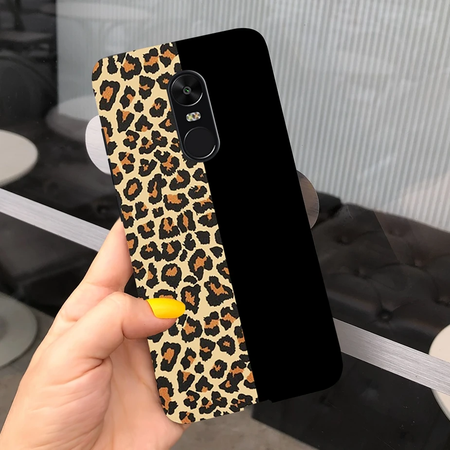 Premium Silicone Phone Case - Soft TPU Back Cover in Sleek Design