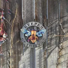 Guardián de las abejas, decoración de jardín de Arte de Metal, adorno colgante de pared para patio al aire libre, decoración creativa de hierro para el hogar, letrero de granja de abejas