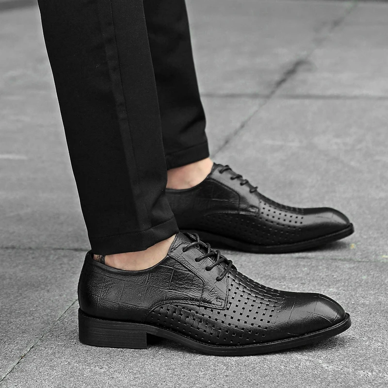

Vintage mesh men oxford shoes genuine leather lace up British style fashion men business shoes pointed toe Oxfords shoes
