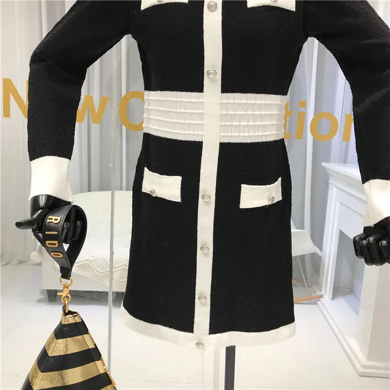 ALPHALMODA зимнее короткое модное платье контрастного цвета с золотыми пуговицами женское винтажное трикотажное тонкое мини-платье с длинным рукавом