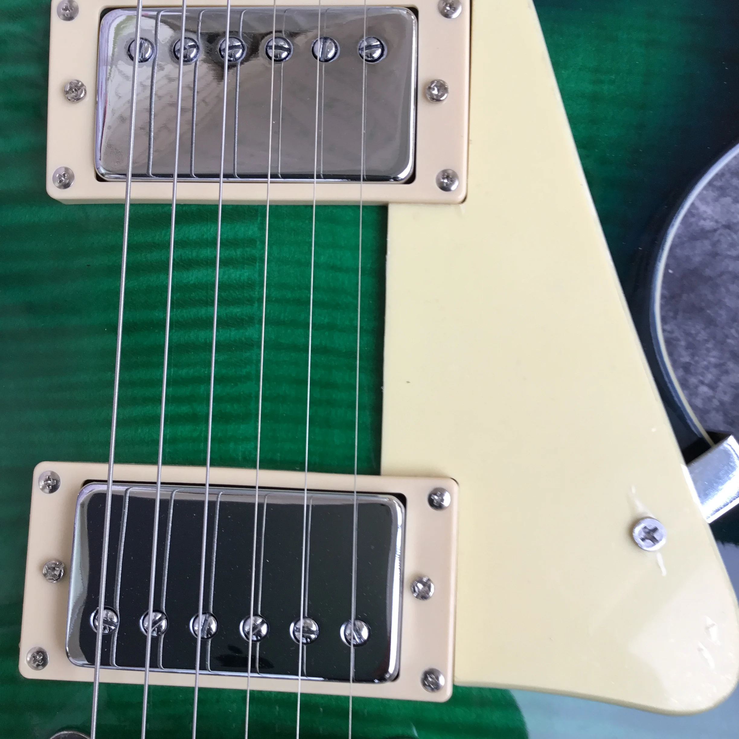Твердая гитара из красного дерева, электрогитара, хромированная фурнитура Floyd Rose Tremolo, гитара на заказ, доступна для продажи