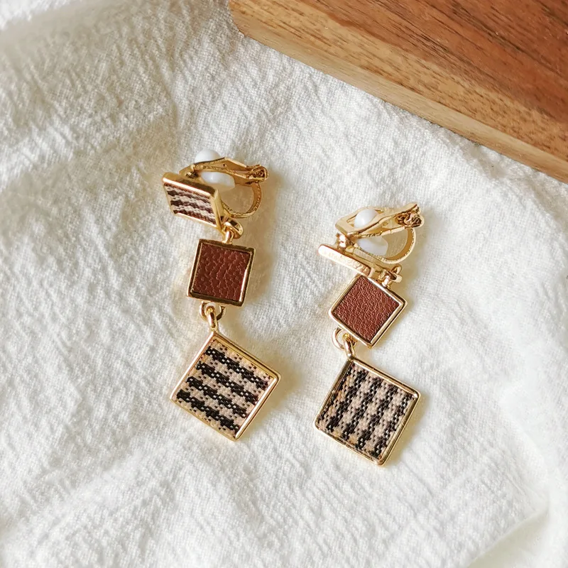 clip on earring Винтажные квадратные серьги из ткани с зубами собаки для женщин, без ушей, серьга дырка с ромбовидным узором, клипсы, без прокалывания, отверстие для женщин - Окраска металла: clip on earring