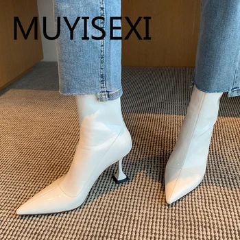 

Slender design genuine leather european style 7.5cm high thin heel pointed toe zipper white black color lady boot DMJ50 MUYISEXI