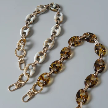 

Fashion Long Acrylic Chain Necklace For Women Rock Punk Resin Leopard Amber Long Chain Choker Collar Pendant Lock Necklace