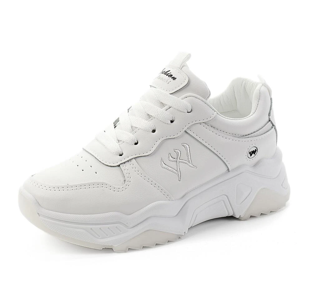 white sports trainers womens