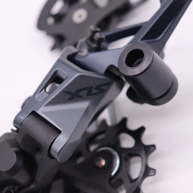 Rear Derailleur Shimano SLX RD-M7000 11-Speed Shadow Medium Cage