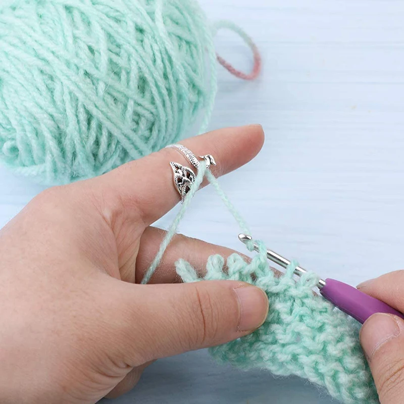 Adjustable Crochet Hooks, Crochet Ring Yarn Guide Finger Holder, Silver  Peacock Shape Knitting Loop Open Finger Ring for Hand Weaving Hook Line