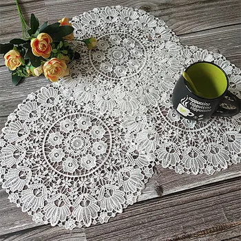 

Delicate White 3D Embroidery Cup Mat Christmas Round Table Pad Tea Drink Coaster Napkins Dining Placemats Doily Christmas Decor