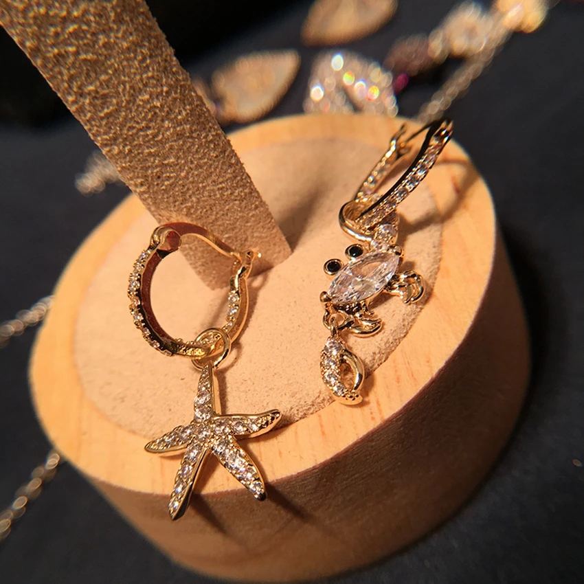 

Marine Animal Design Crystal Cubic Zirconia Hoop Earrings For Women OL Style Sweet Dangle Brincos Fashion Party Jewelry Gift