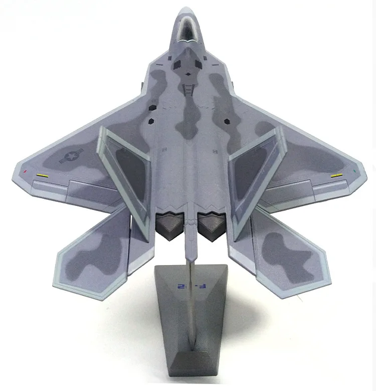 F22_06.jpg