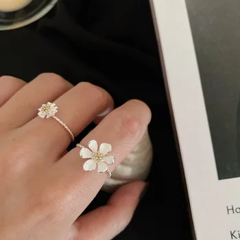 

Fashion Metal Flower Silver Color Vintage Hand Knuckle Aesthetic Rings For Women Adjustable Finger Rings Accessories Jewelry