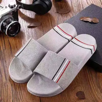 

Brand Slippers Men Indoor Home Platform waterproof Flip Flops Men Shoes outdoor Beach sandals Casual Slippers zapatos de hombre