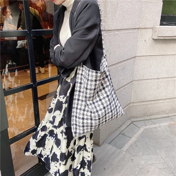 

Women Woolen Handbags Large Capacity Ladies Casual Plaid Shoulder Bag Tote