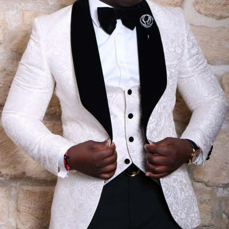 

Slim fim Men Suits for Boyfriend 3 piece White Jacquard Blazer Waistcoat with Black Pants Wedding Prom Tuxedos Fashion Clothes