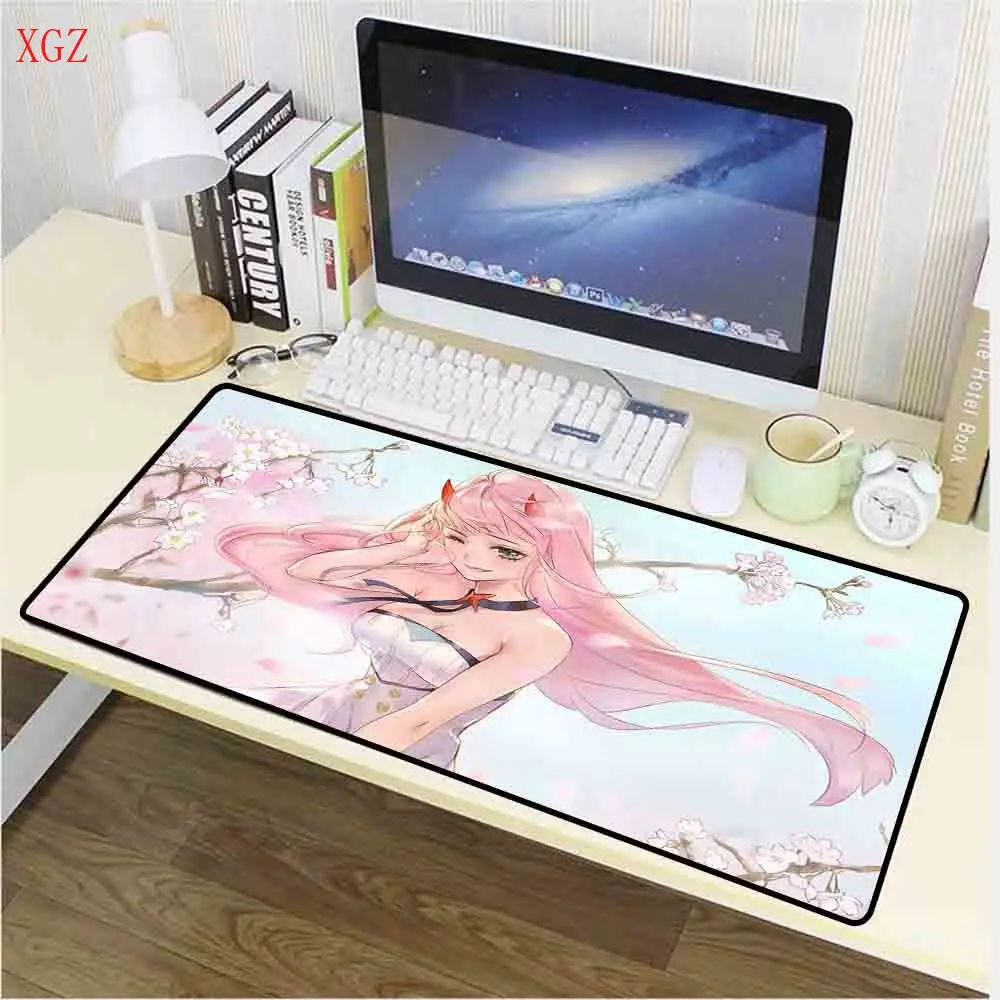 

XGZ Anime Sexy Girl Konosuba Large Mouse Pad XXL Anime Mouse Pad Laptop Non-slip and Waterproof Desk Mat