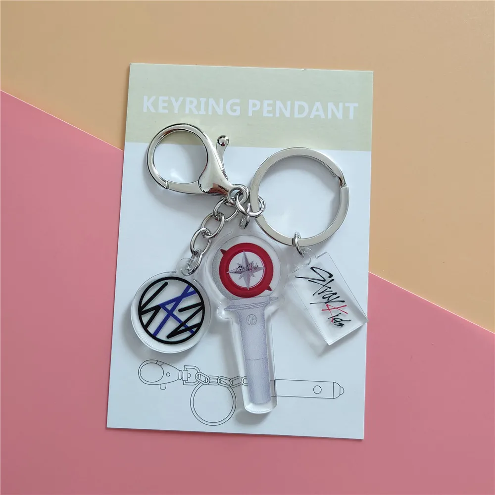 LLavero de acrílico con palo de luz para niños, Mini llavero colgante de alta calidad, k-pop straykids, 1 Uds.