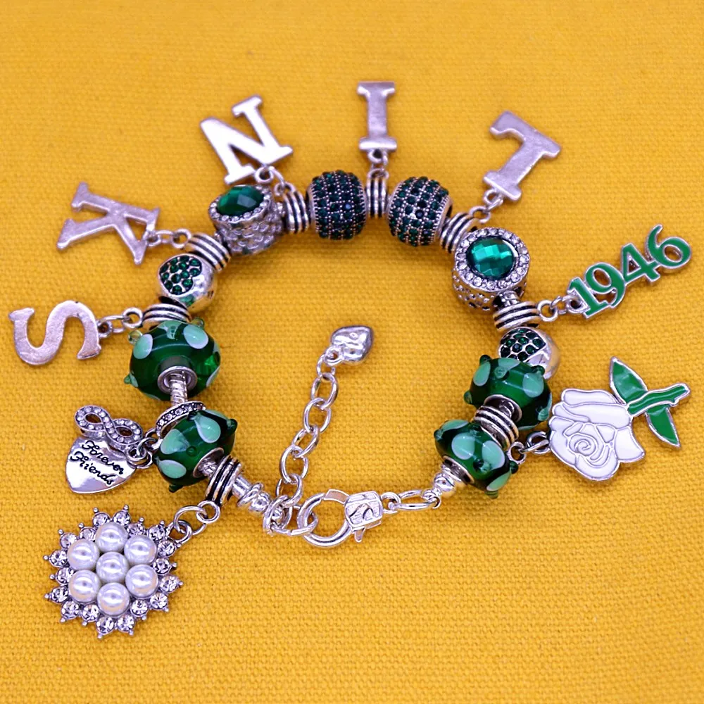 Новое поступление, Модные металлические, белые, зеленые, с кристаллами, с жемчугом, женские браслеты, 1946, с белыми розами, подарок на праздник, ювелирные изделия