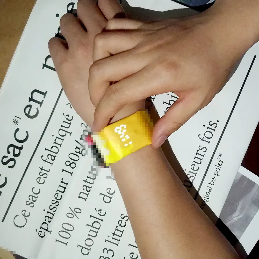 8938775379_1742178388