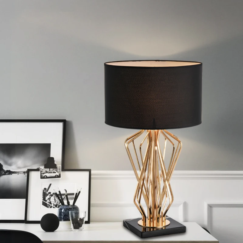 American Simple Line Hollowed Out Body Desk Lamps Bedroom Beside Lamp Living Room Table Design Lighting Study LED E27 | Лампы и