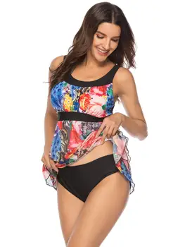 

Two-piece swimsuit for cross-border explosion of European and American screen fabrics printed on beach