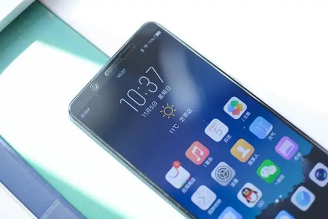 Vivo Y79 4G LTE мобильный телефон Snapdragon 625 Android 7,1 5,9" 1440x720 4 Гб ram 64 Гб rom 24.0MP+ 16.0MP отпечаток пальца