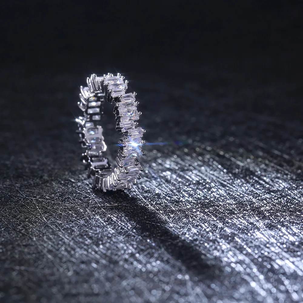 11485385692_834277137