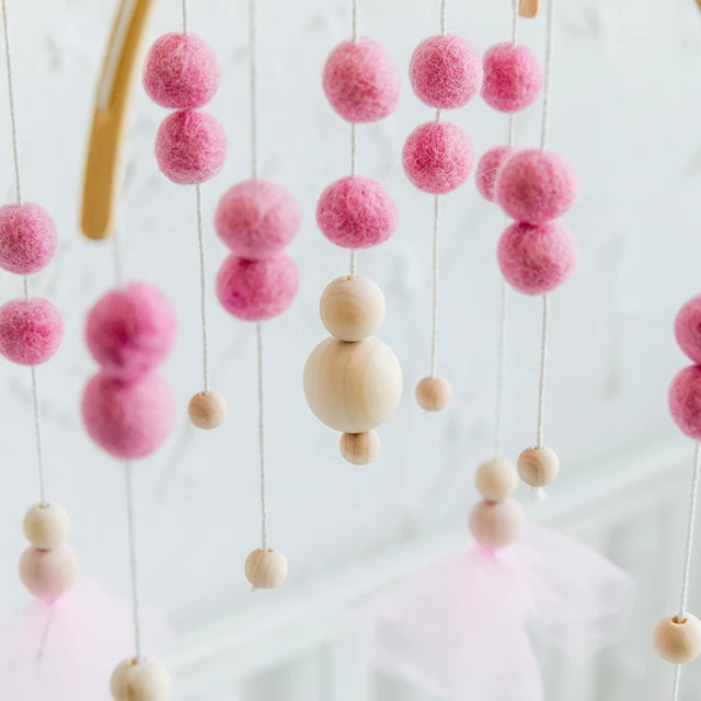Baby Toys Wooden Baby Rattles Mobile Wool Ball Wind Chimes Bell Toys For Nerbown Bed Hanging Tent Decor Nursing Baby Products 2