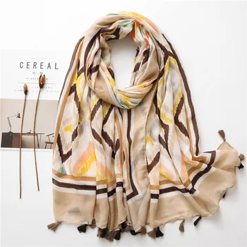 

womens plaid scarf female autumn winter Korea style vintage elegant long plaid tassels scarf Muslim Hijab Sjaal