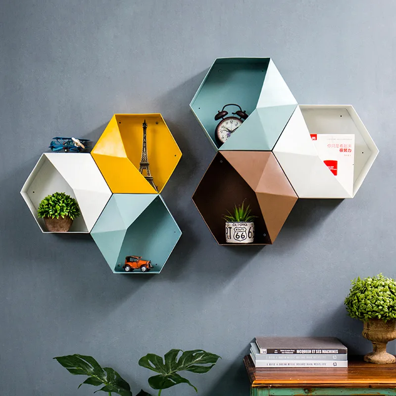 

Colour Metal Hexagonal Hanging Shelf Modern Personalized Geometry Pattern Living Room Wall Decore Sundry Storage Holders Crafts