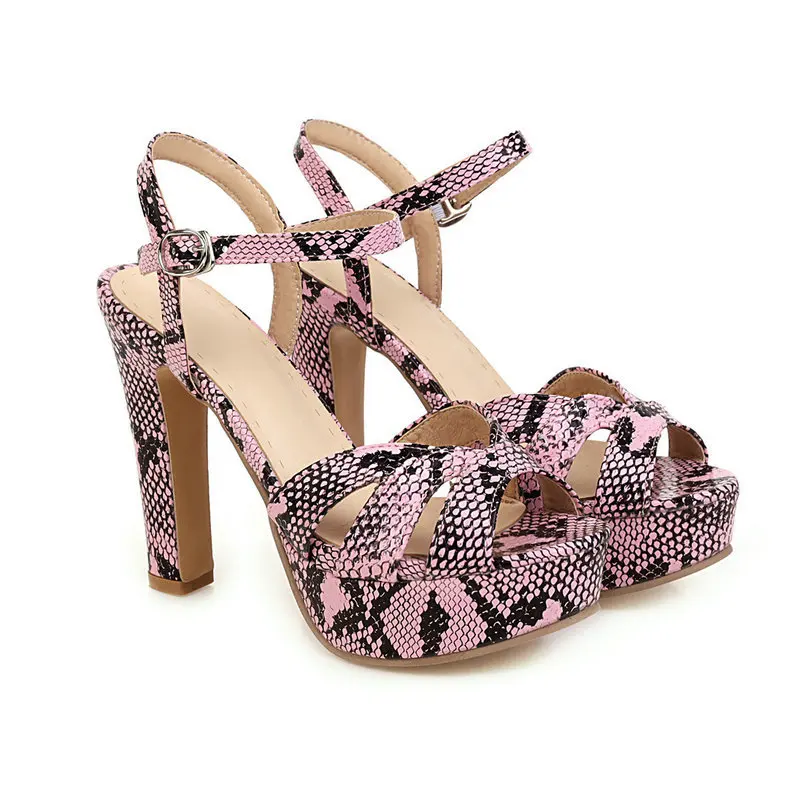 13418771974_2134589267