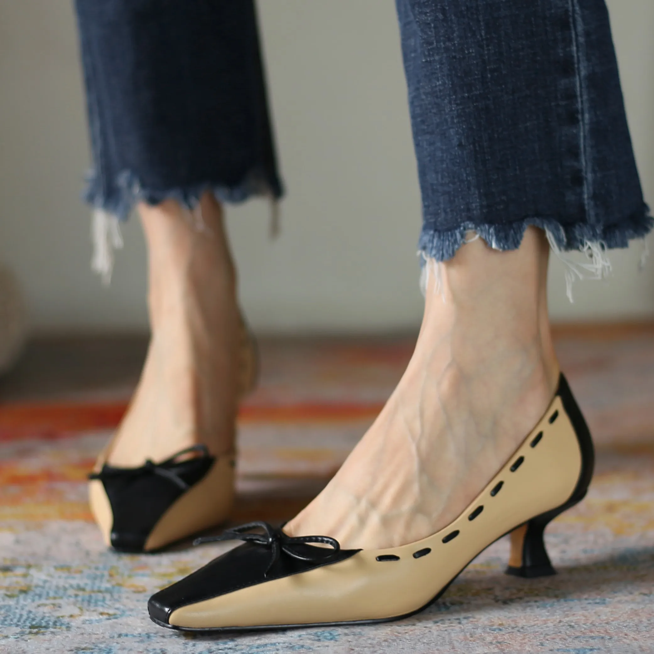 

2020 spring and autumn simple leather mid-heel shallow mouth shoes color matching elegant low-top female commuter shoes Z1021