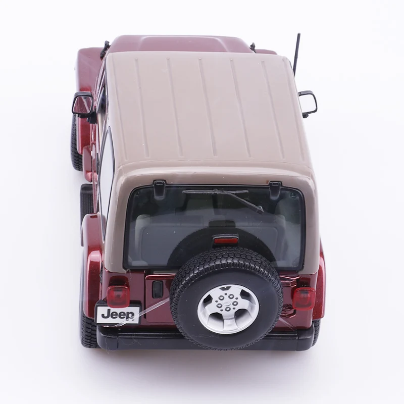 1:18 Высокая литая модель машины Модель Jeep Wrangler Sahara модель автомобиля оригинальная коллекция подарочные украшения для детей Подарки