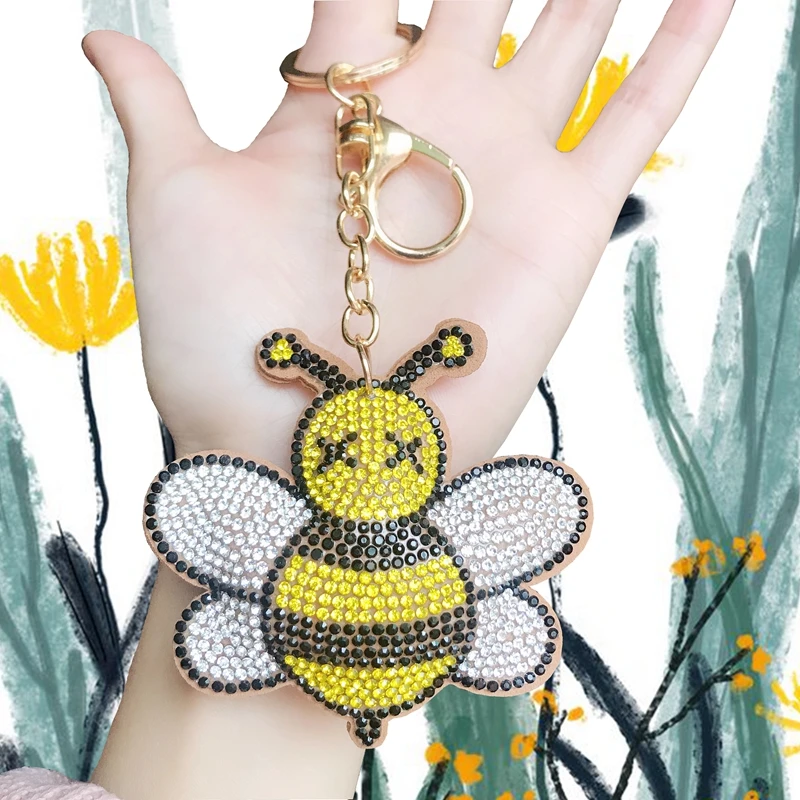 

Honey Bee Animal Keychain Cute Car Bag Cloth Pendant Jewelry Rhinestone Angel Key Chains Yellow Elf Tassel Trendy Key Ring Women