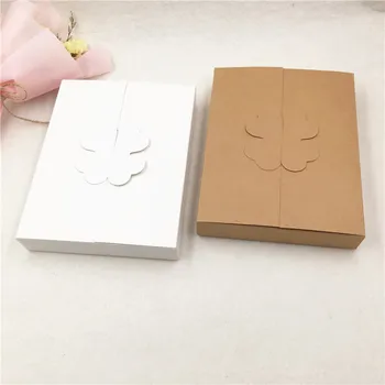 

24Pcs/Lot Four-leaf Clover Shaped Kraft Paper Boxes For Anniversary Souvenir Gifts Packaging Favor DIY Cardboard Container Boxes