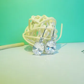 

TSHOU107 Bridal Jewelry TI 925 silver Romance Geometry Ellipse Transparent Zircon Stud Earrings Women