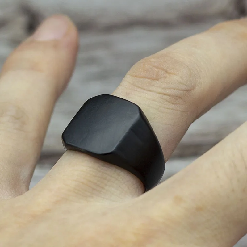 Fashion Simple Style Black Square Ring Classic Ring Wedding Engagement Jewelry