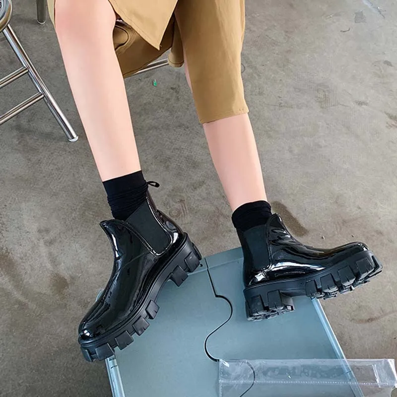 Luxury Design Ankle Boots Women Round Toe Black White Real Leather Thick Bottom Platform Boots Ladies Chelsea Boots