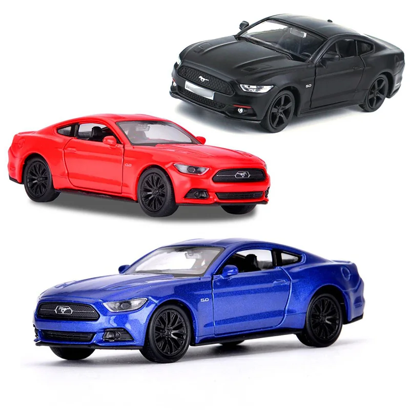 Высококлассная модель 1/36 Mustang GT автомобиля из сплава спортивного с двумя