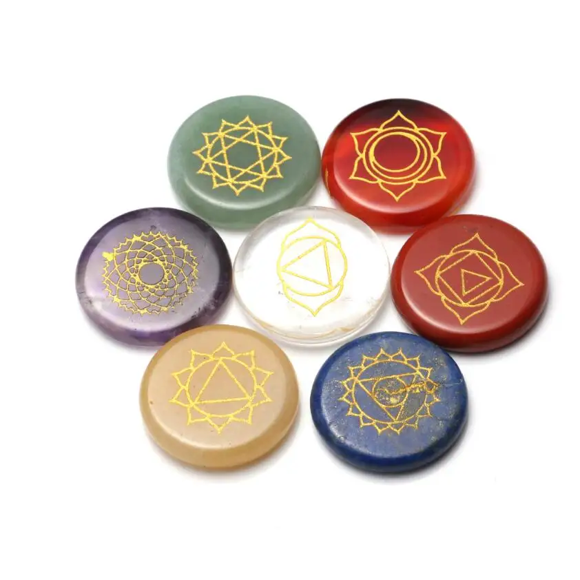 Reiki chakra Gyógyulás stones w/ chakra esetben állítsa bel 7 chakra stones vel engraved chakra symbols 25mm