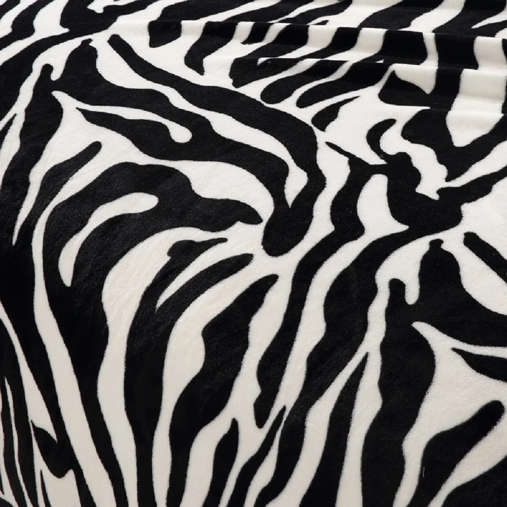 Super-Comfortable-Soft-Mink-Felting-Blanket-Zebra-Striped-Pattern-Floral-Blanket-Thrown-On-The-Sofa-Bed (5)